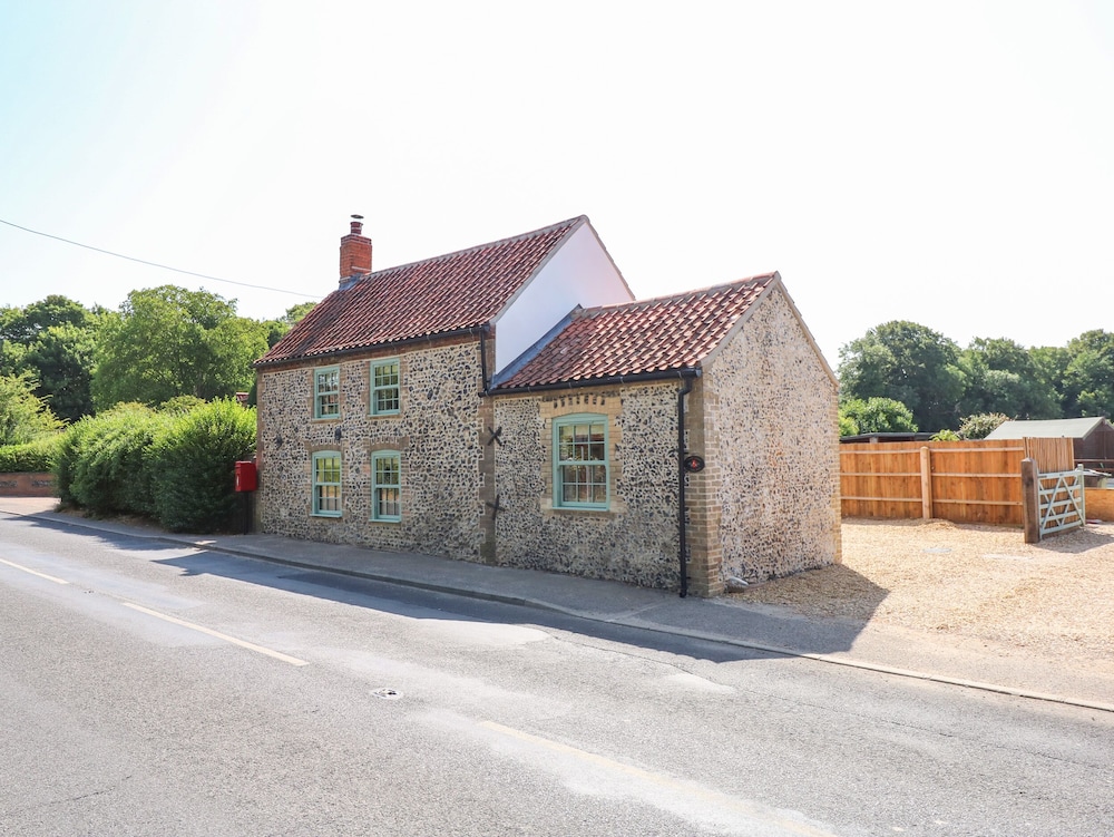Postbox Cottage