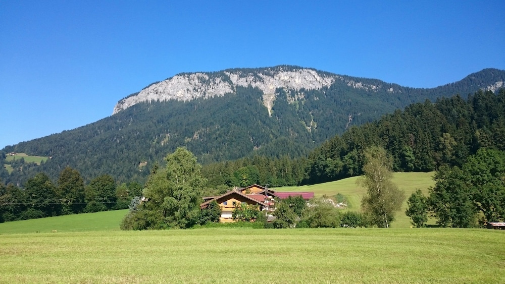 Photo 28
