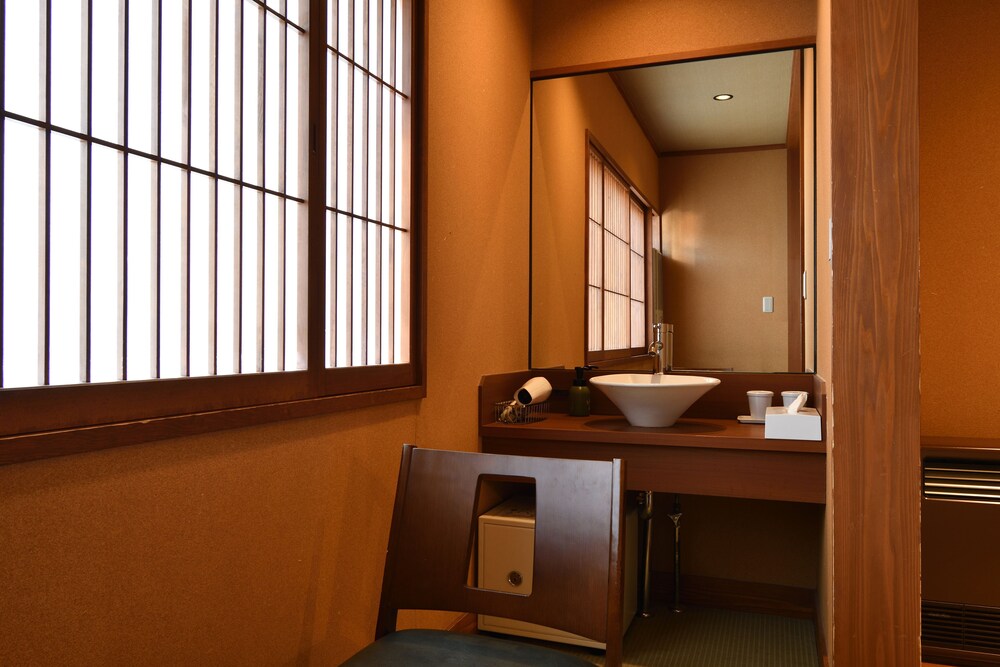 Kusatsu Onsen Ryokan Yoshinoya