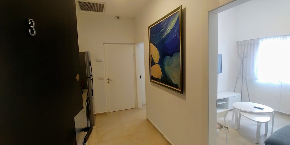 Begin19 Apartment Hotel