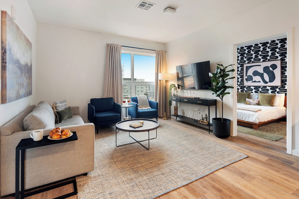 Luxury Apartments by Hyatus at Boston Everett