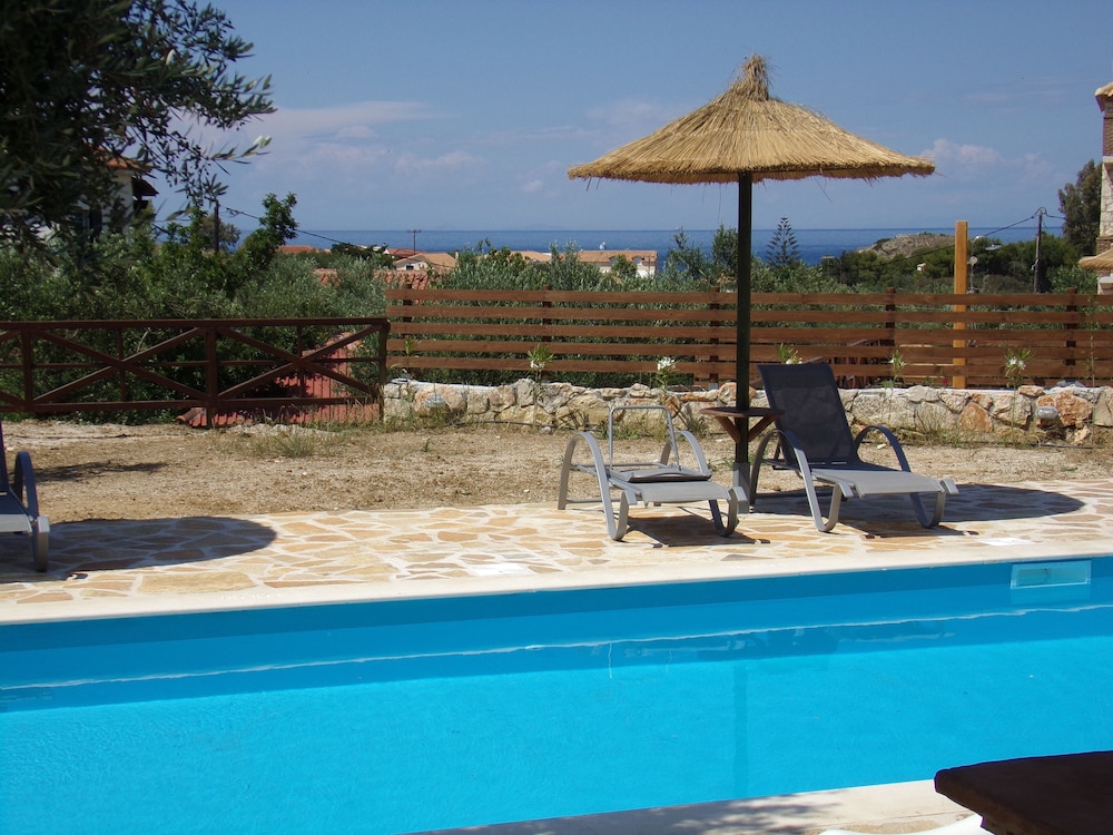 Alegria Villas