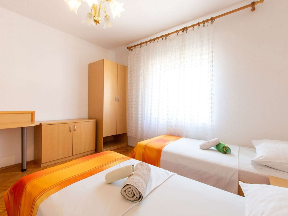 Welcoming Apartment in Tribanj With Terrace view 4