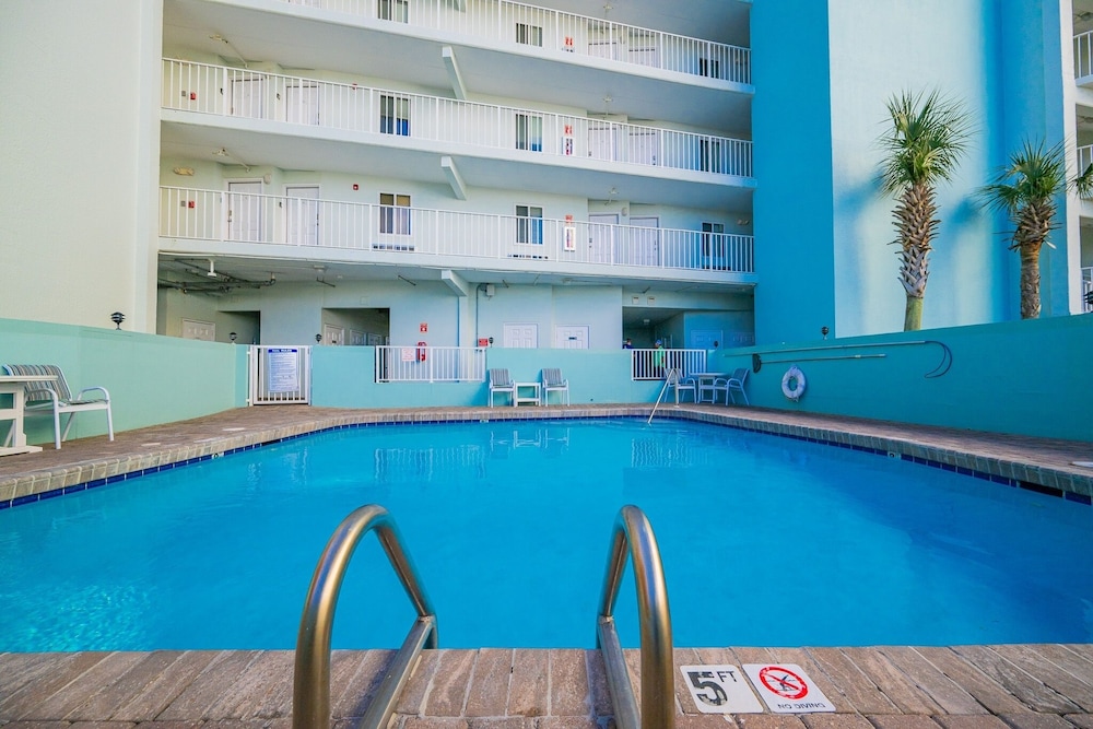 Emerald Skye 63 1 Bedroom Condo