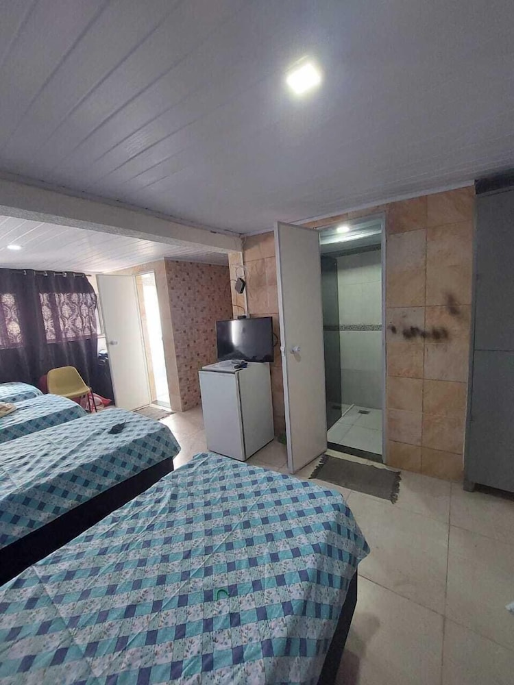 Hostel Bom e Familiar