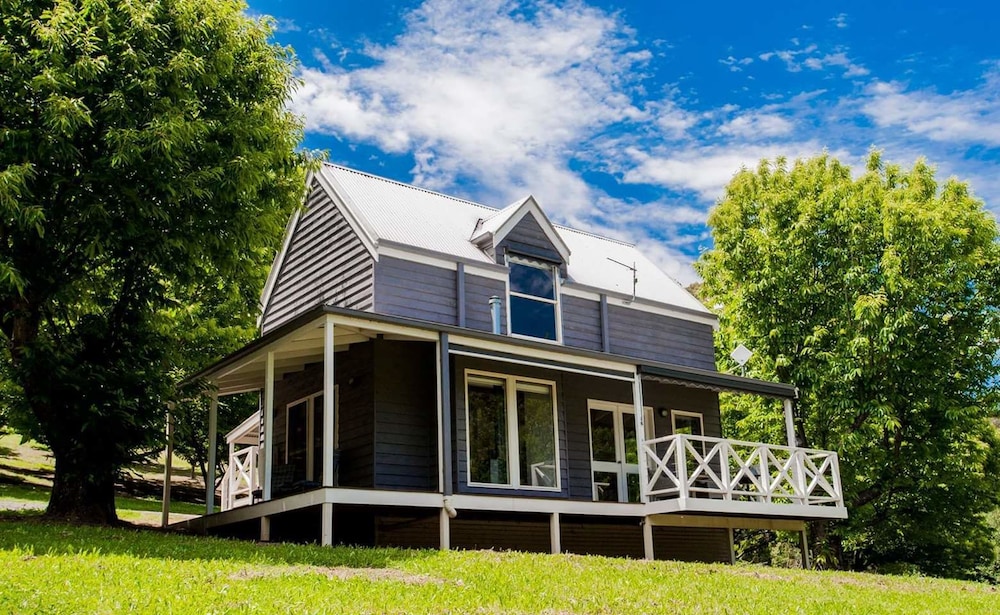 Hotel Abbys Cottages