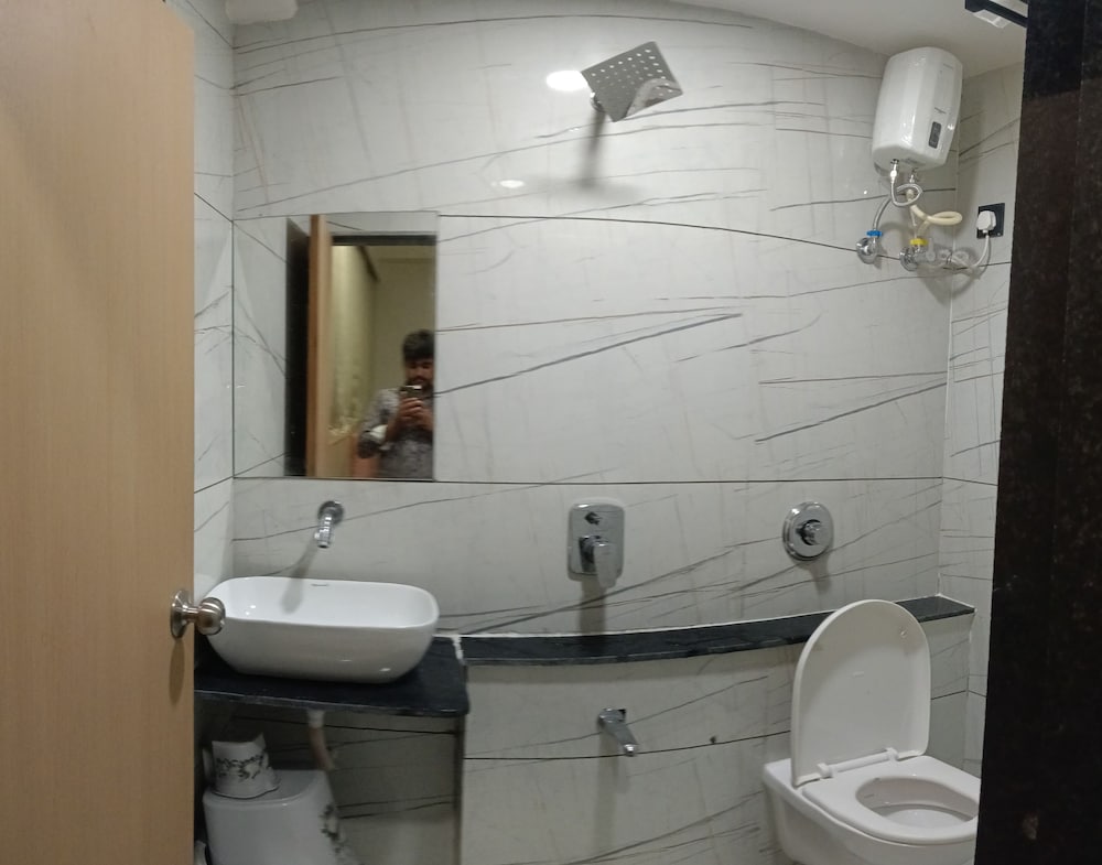 Hotel Earth Orbit