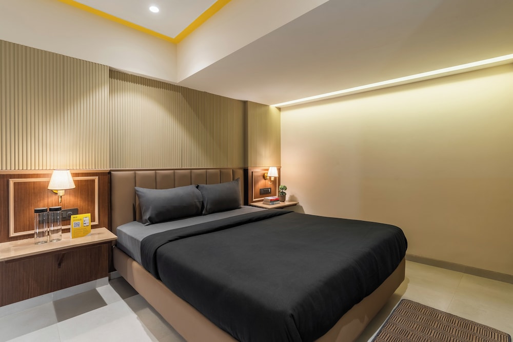 The Hosteller Mumbai, International Airport