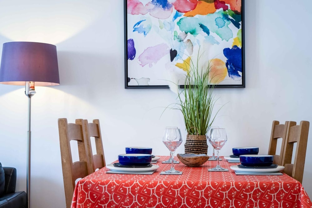 Sea Glass - 2 Bedroom Apartment - Manorbier