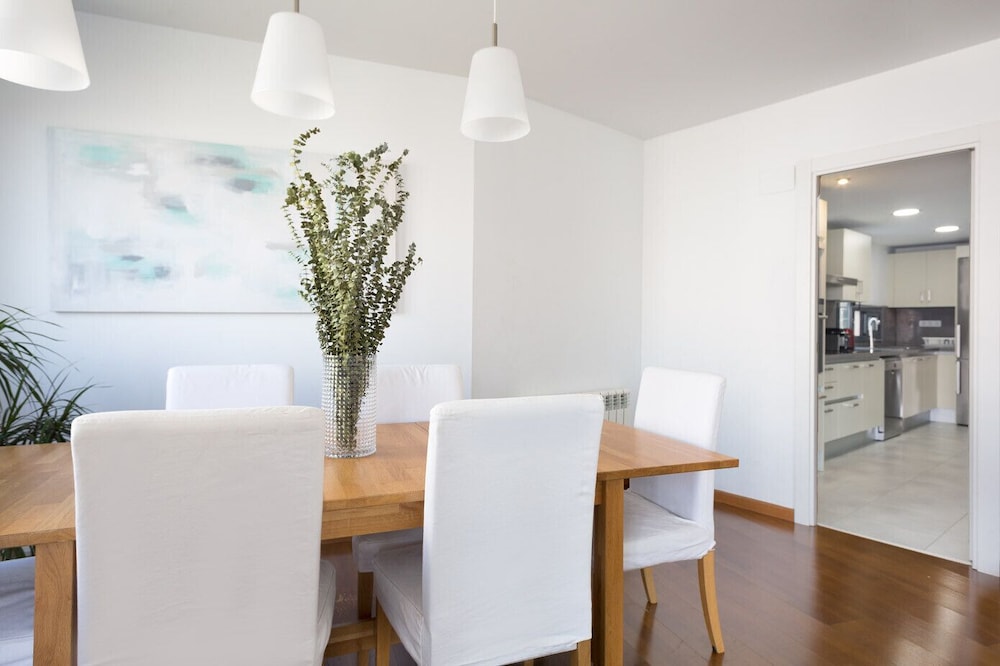 Les Corts Apartments By Olala Homes