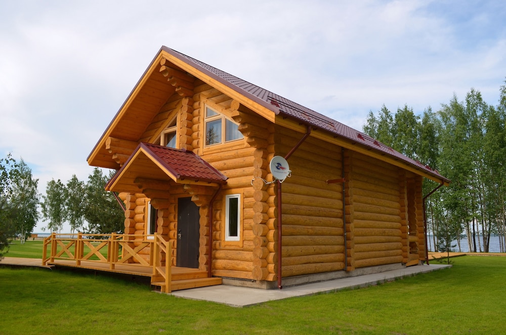 Woods Lake Resort