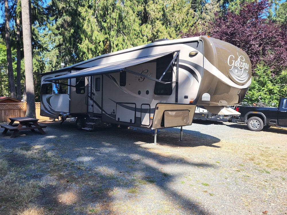 Parksville Vacations - Riverbend Cottages  RV Resort - Property Image 7