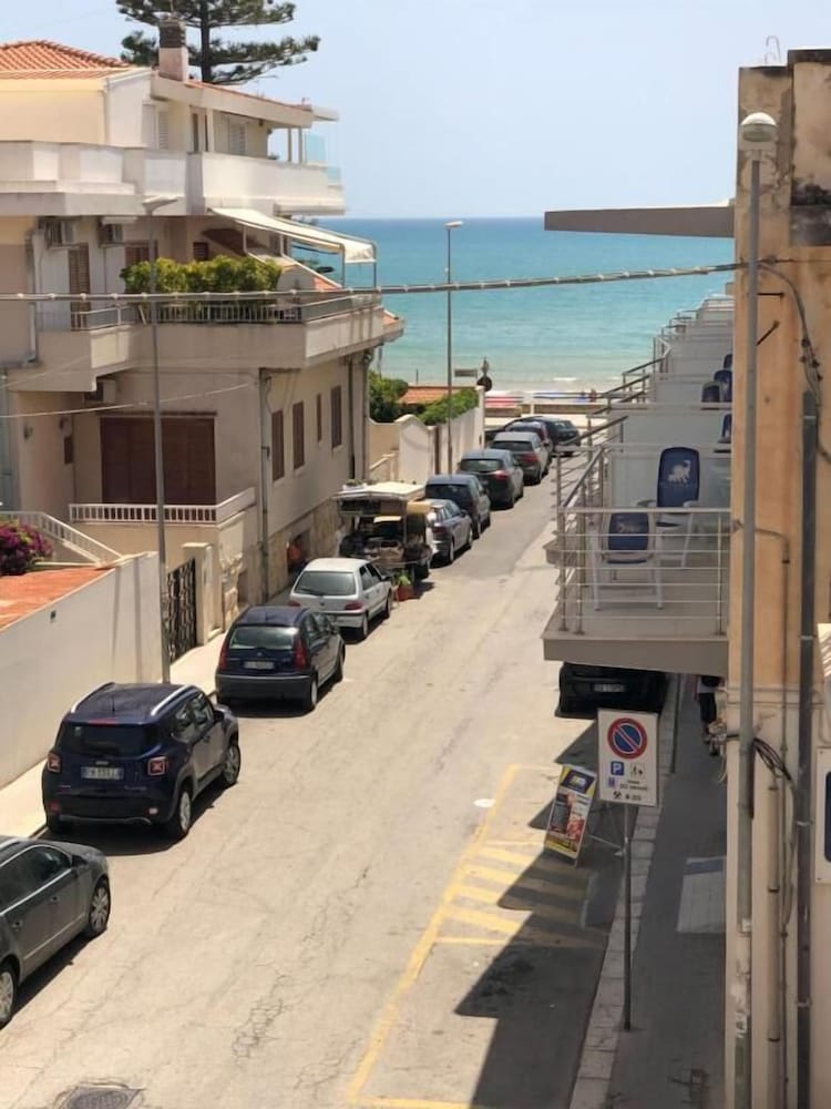 Il Mare a Pochi Passi
