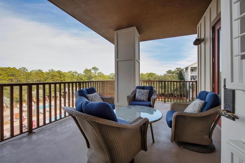 Redfish Village M2321- Changes in Latitude