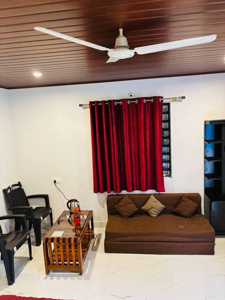 COORG SUNRISE COTTAGES