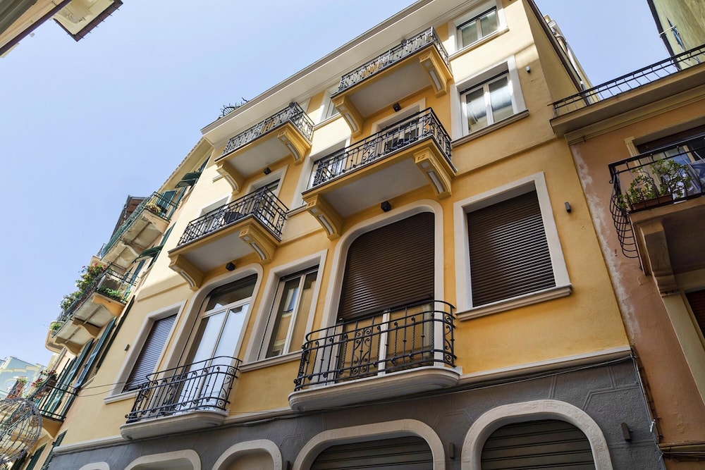 Riviera Flavour Apartments by Wonderful Italy - Origano view 4
