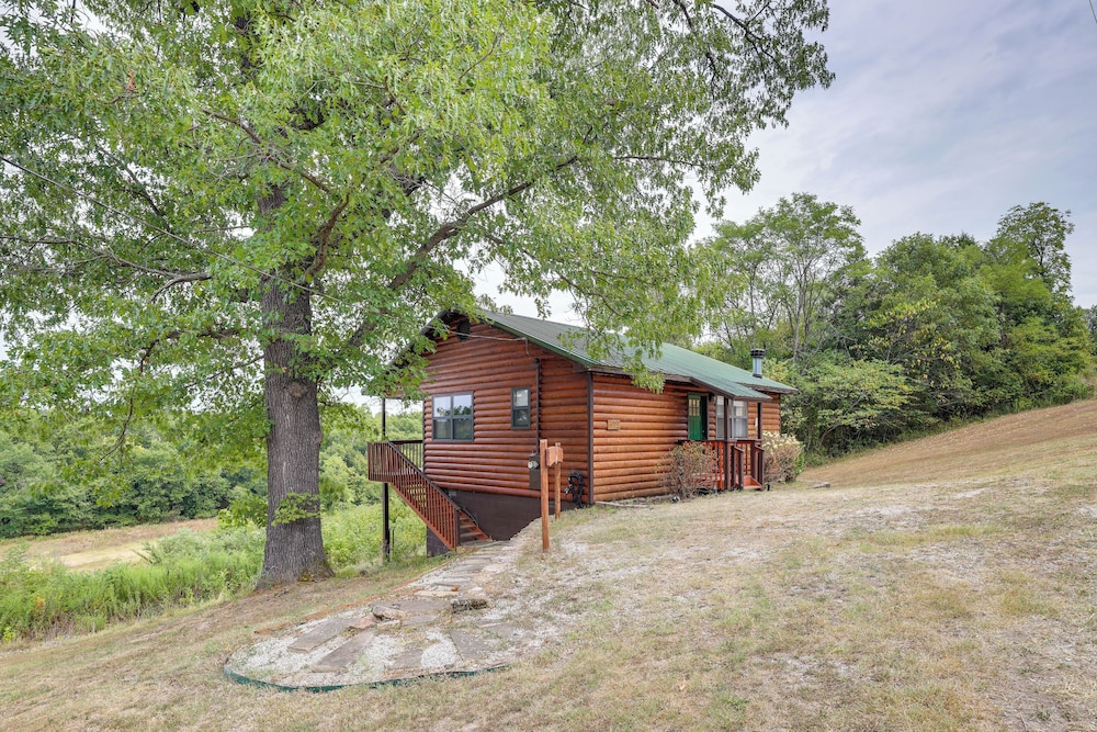 Riverfront Berryville Retreat w/ Fire Pit & Bbq! view 4