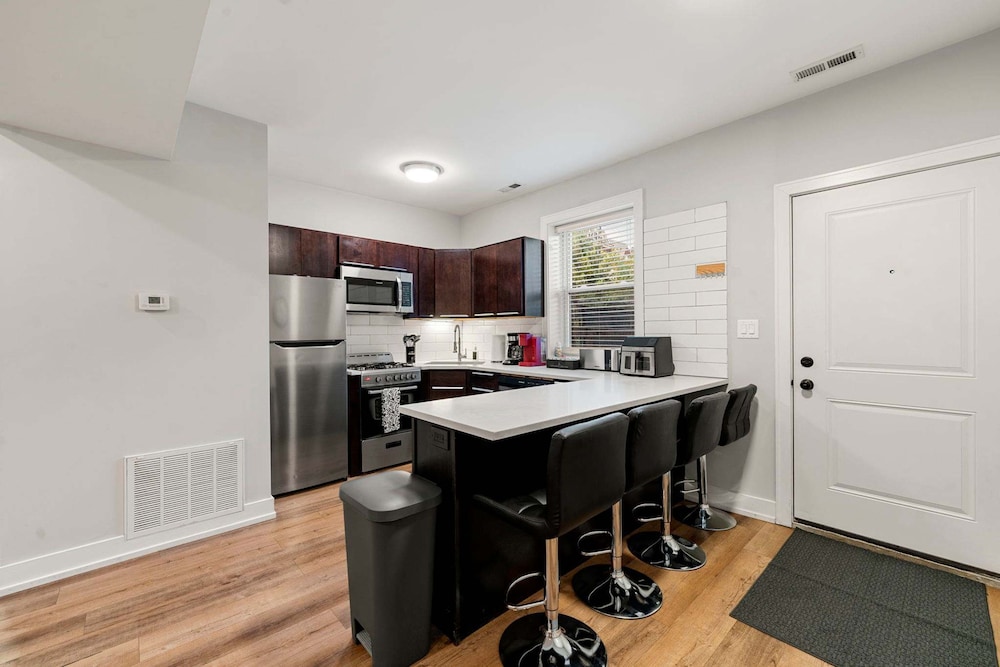 Chicago 2 Bed 2 Bed Comfy Home