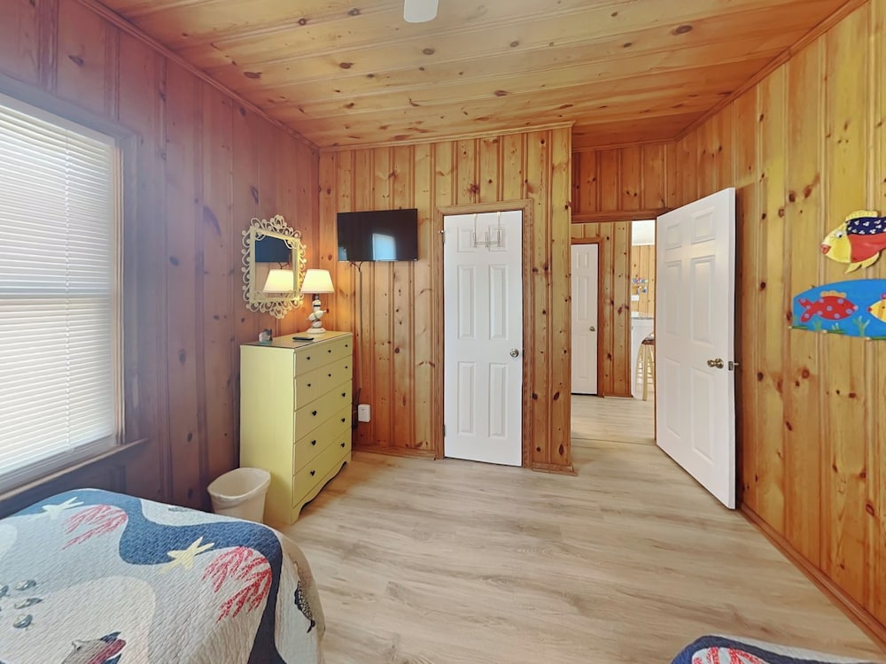Mamaw's Spot by Topsail Realty
