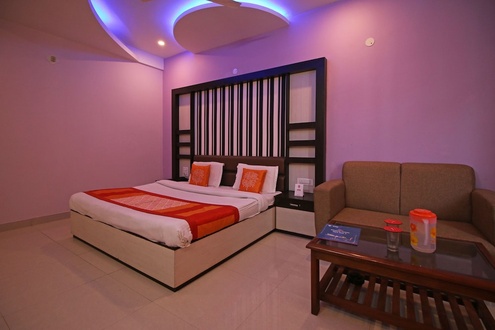 OYO 4690 Hotel Kanta International