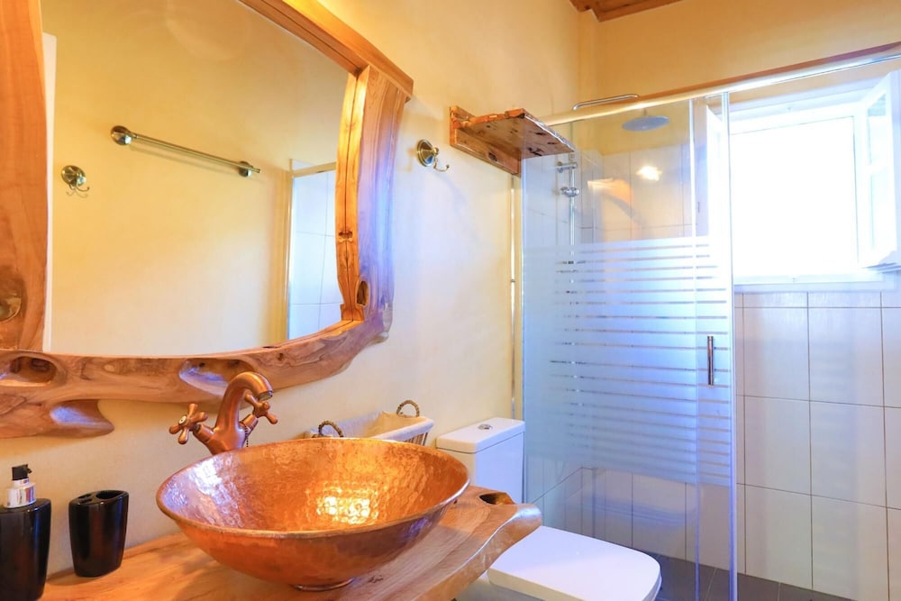 Villa Kadith in Agios Gordios