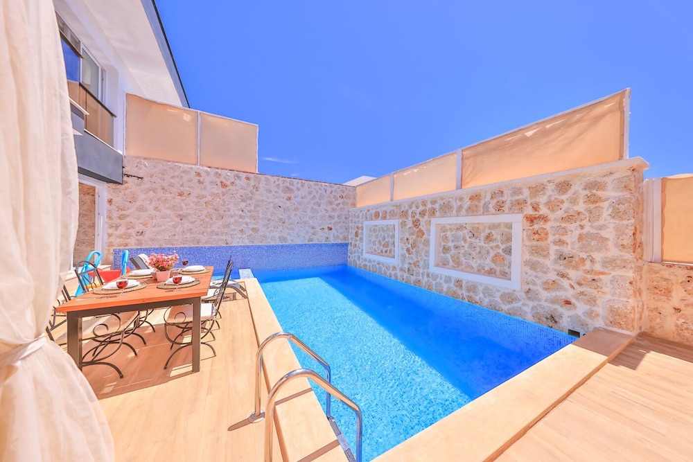 Nergiz Villas