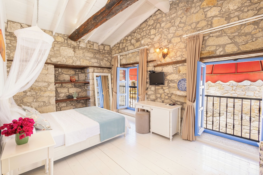 Alacati Eski Ev Hotel - Image 29