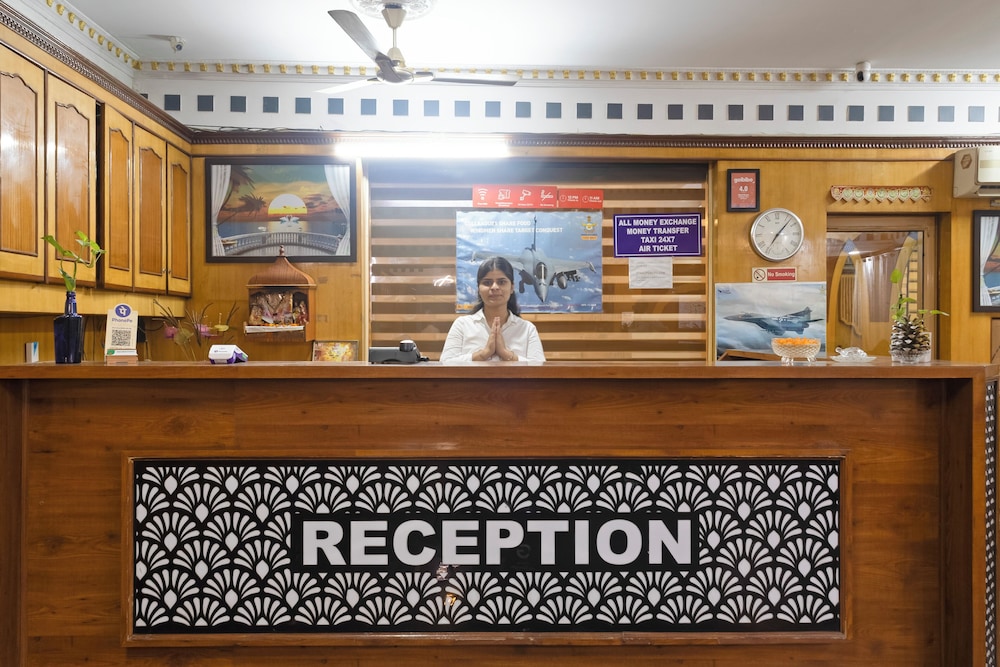 Hotel DSR Krone Delhi