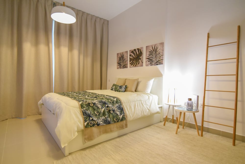 GreenFuture - Contemporary Studio Amidst Top Places in JVC