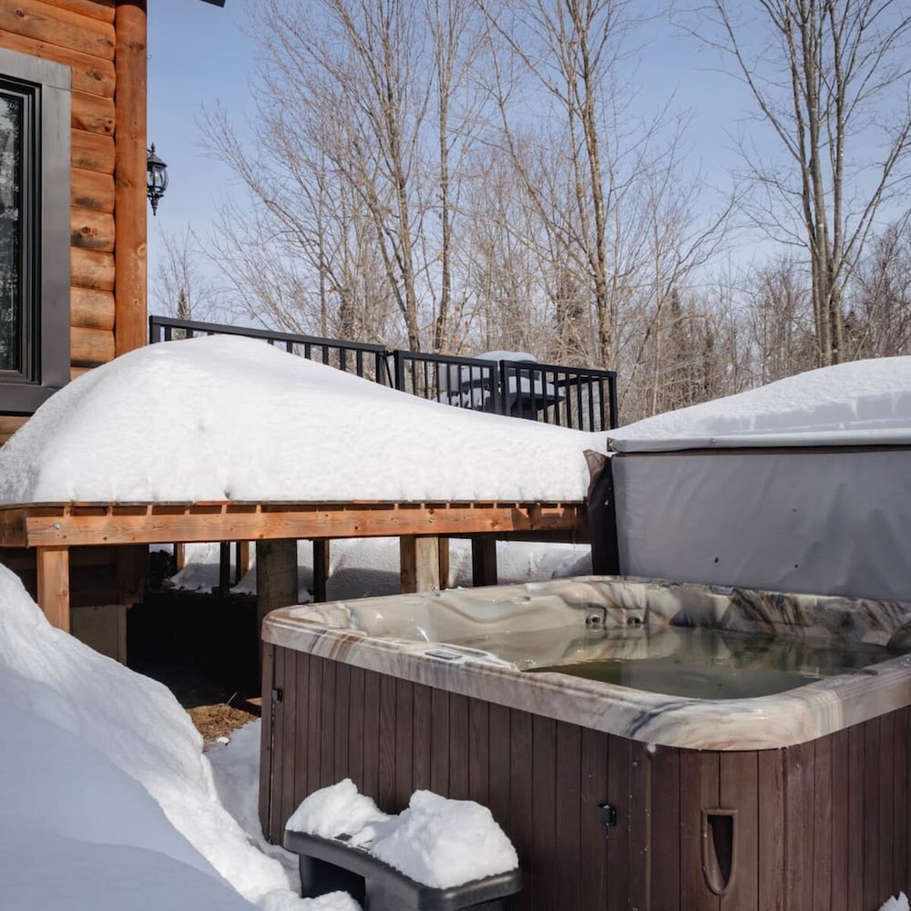 Chalet Bonheur -spa in Nominingue