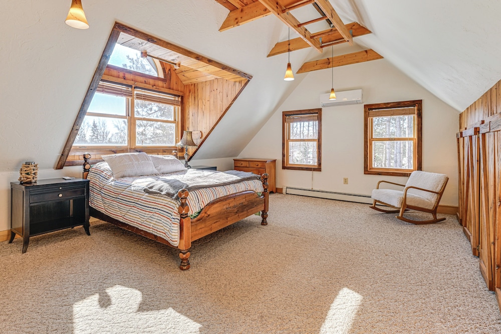 Hot Tub & Private Sauna: Wausau Family Home