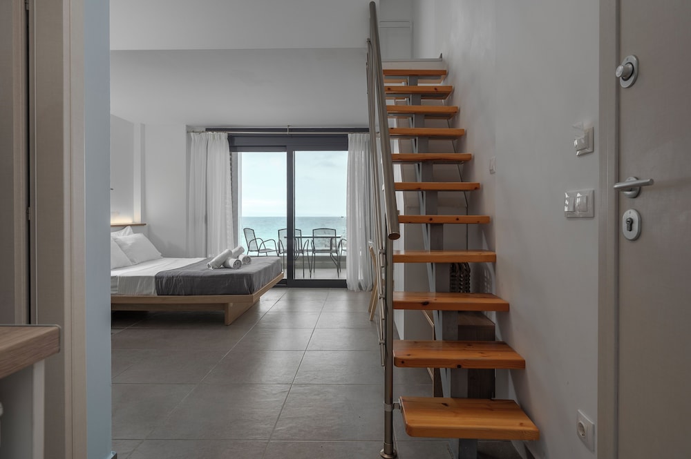 Cavo Blue Coastal Living Chalkidiki