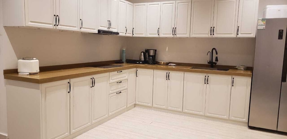 The quiet apartment at dammam corniche
