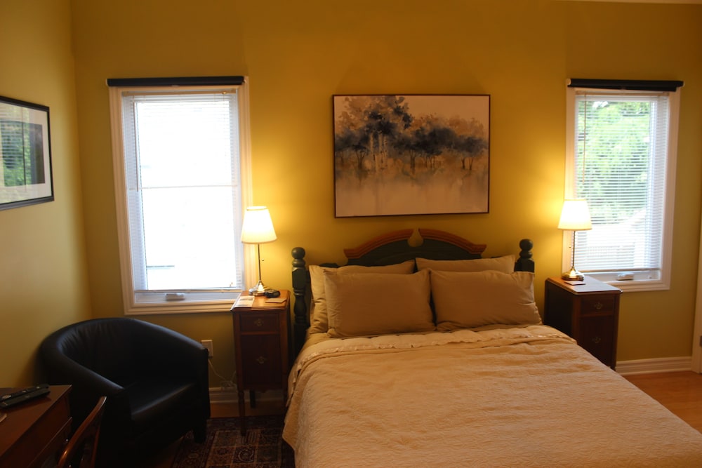 1840 Guest House