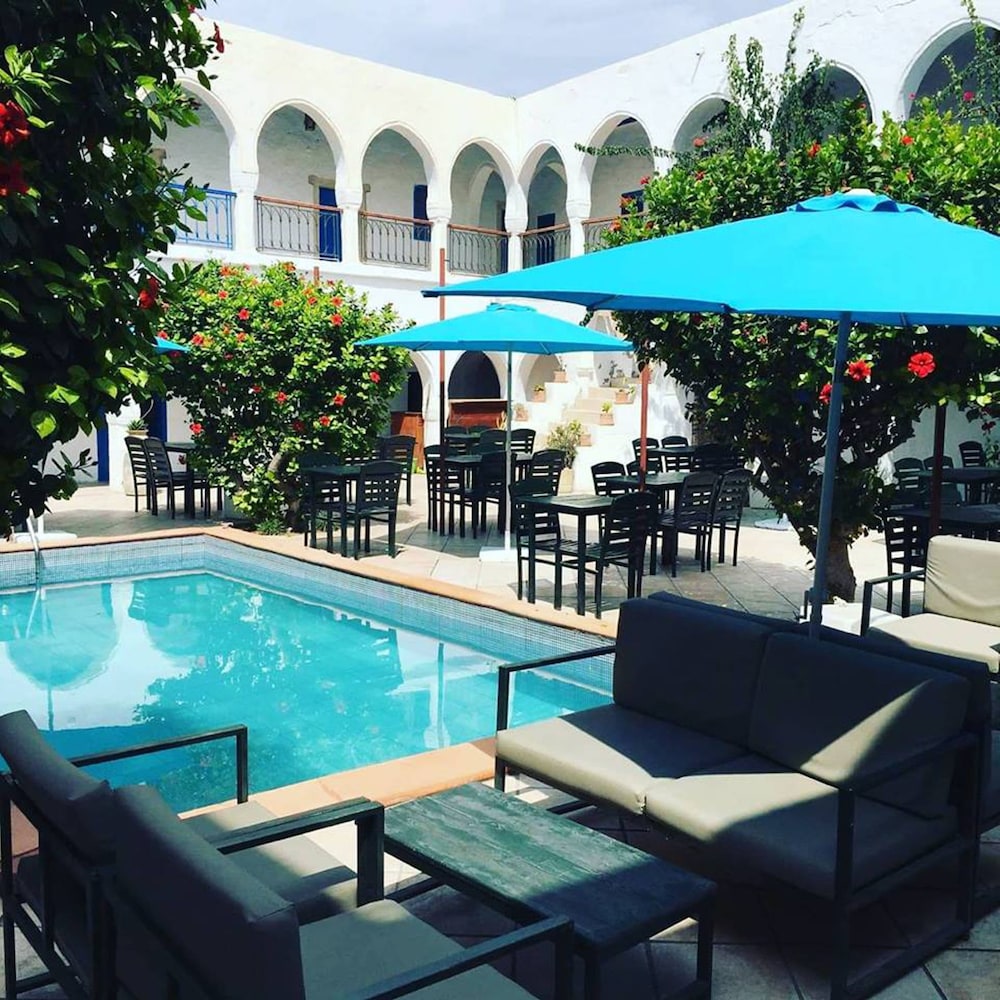 Hotel Arisha - Image 1