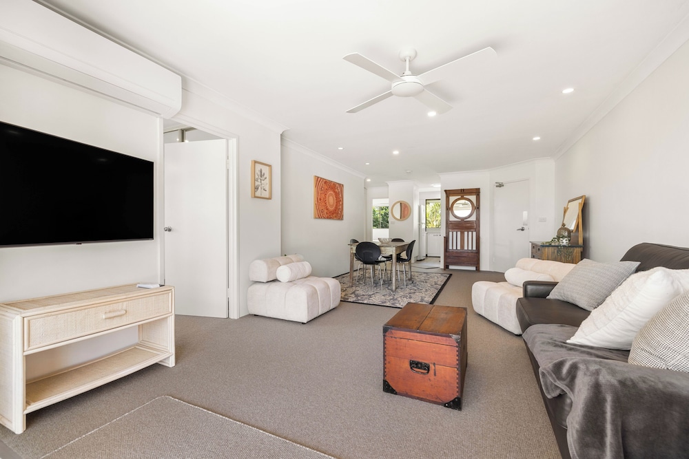 Beach Break Apartment 65