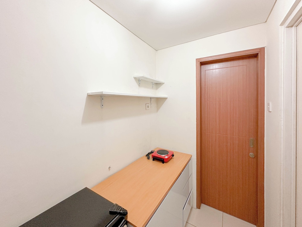Modern Studio and Chic at Pavilion Permata Apartment