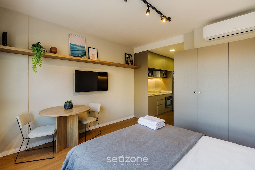Complete Studio Next to Pucrs Con408