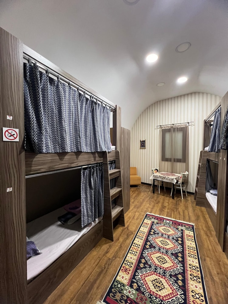 Salam Old Baku Hostel