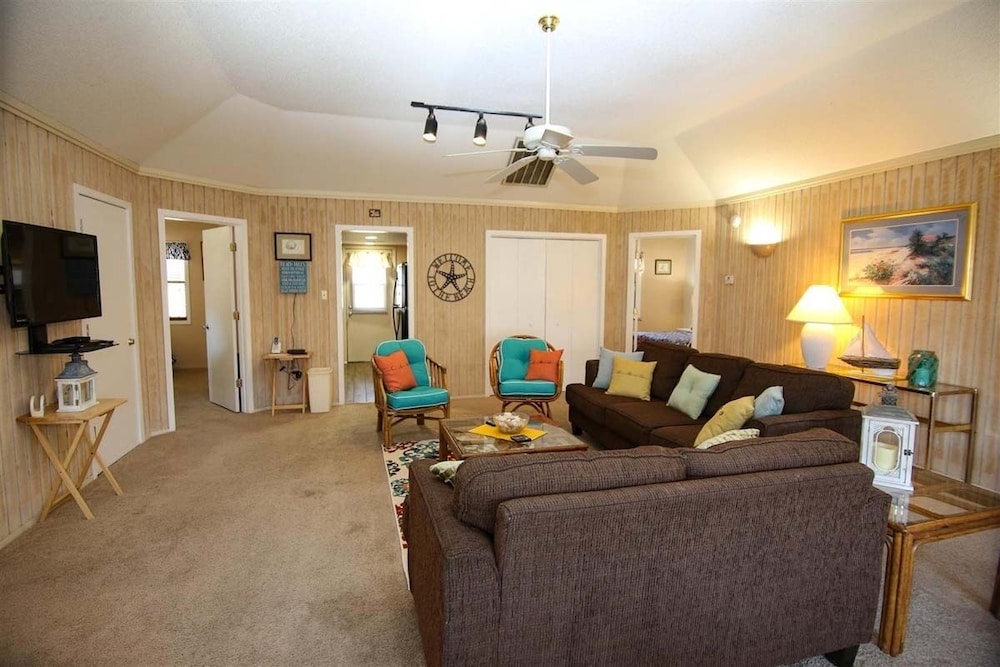 Guest Cottage 57 4 Bedroom Condo