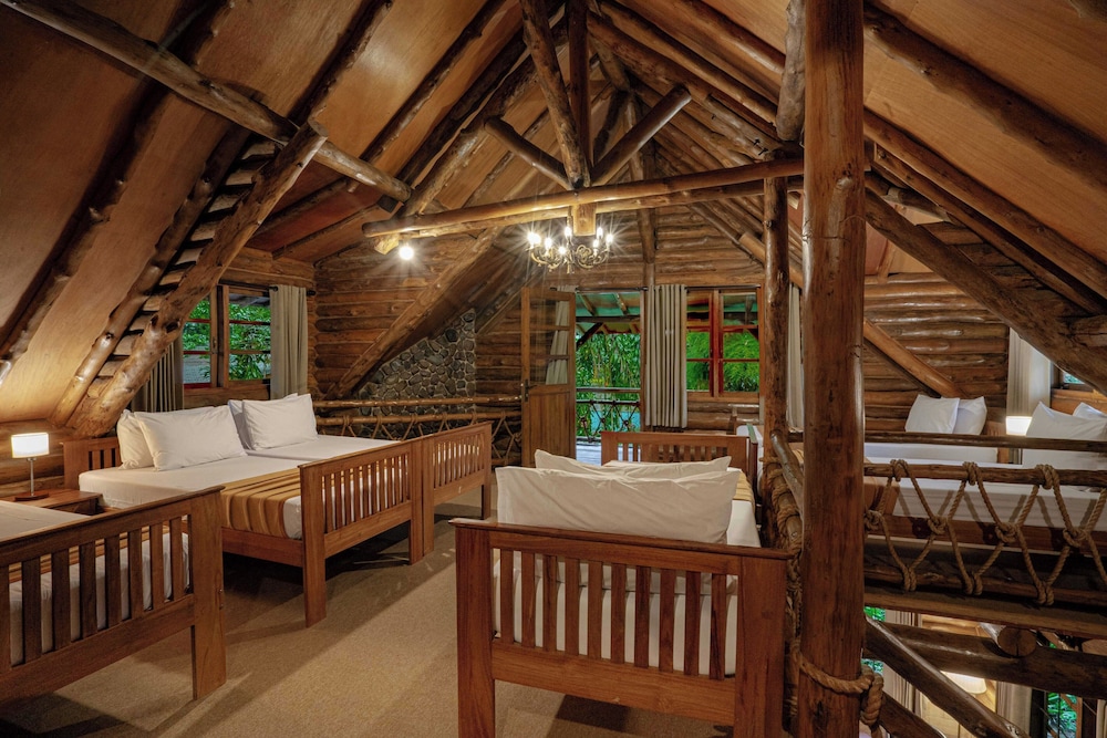Taman Wisata Bougenville by Kozystay
