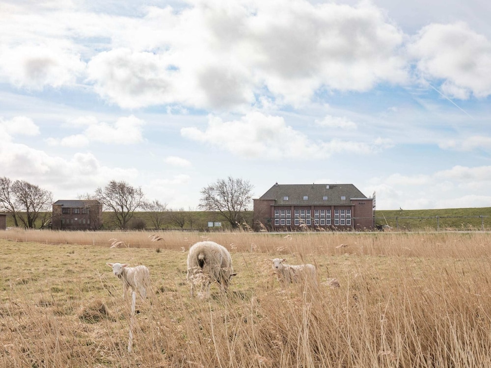Exklusive Wohnung auf dem Deich an der Nordsee