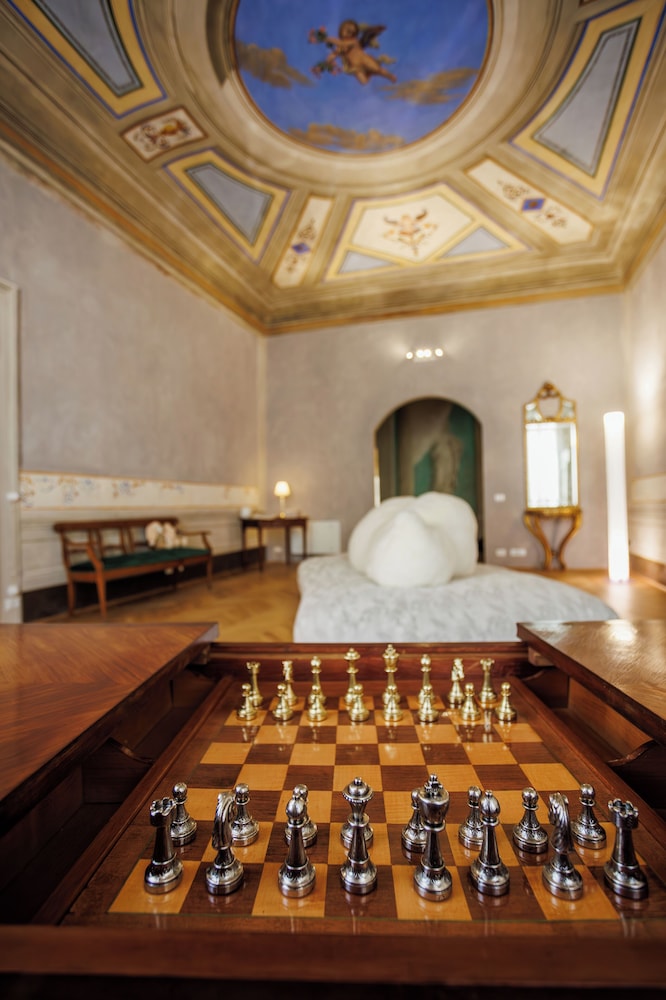 PALAZZO DELLA BIANCA- Royal Experience