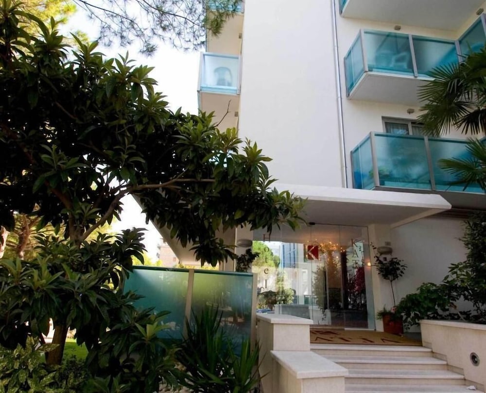 Katja Hotel
