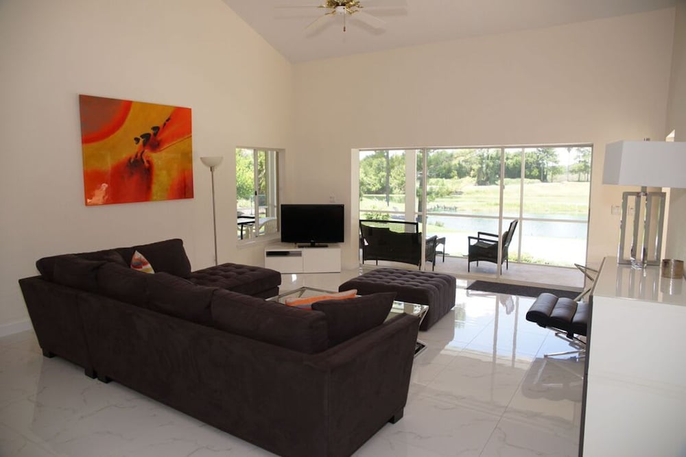 Orlando Vacations - Swiss 28 - Lake Stephanie - Property Image 3