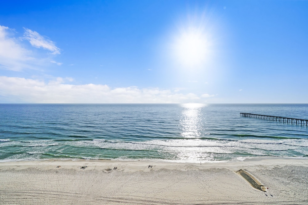 Calypso Beach Resort by Panhandle Getaways