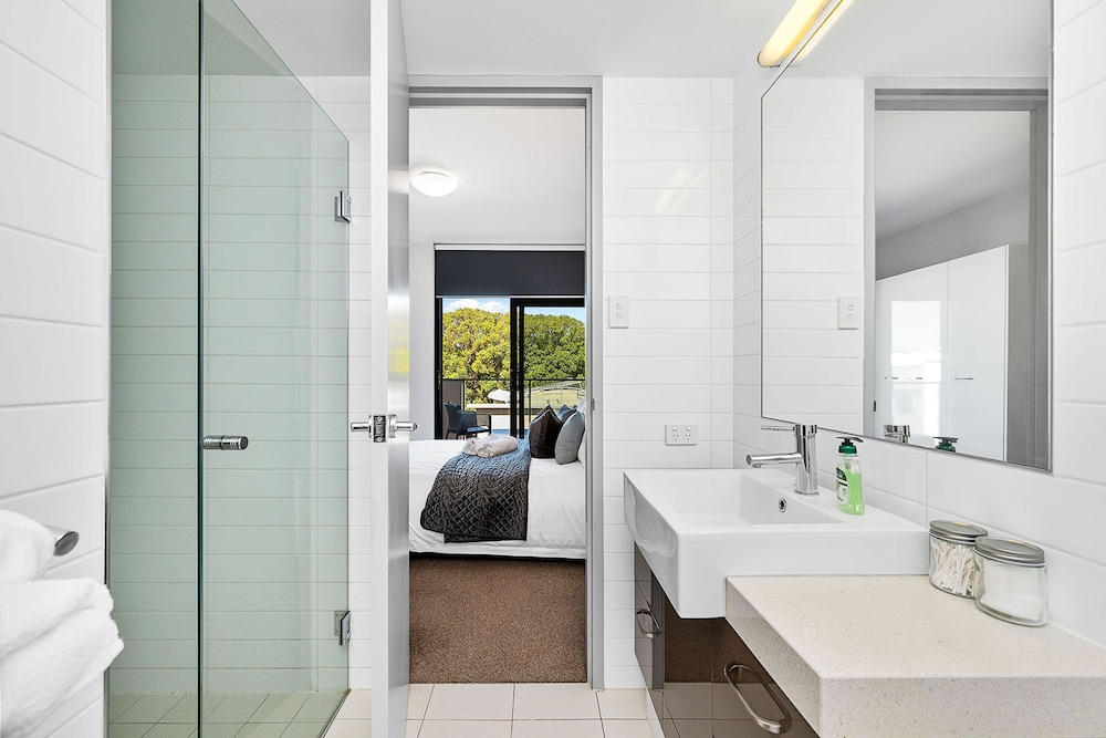 2bdr on Beaufort Street Parking - Mount Lawley