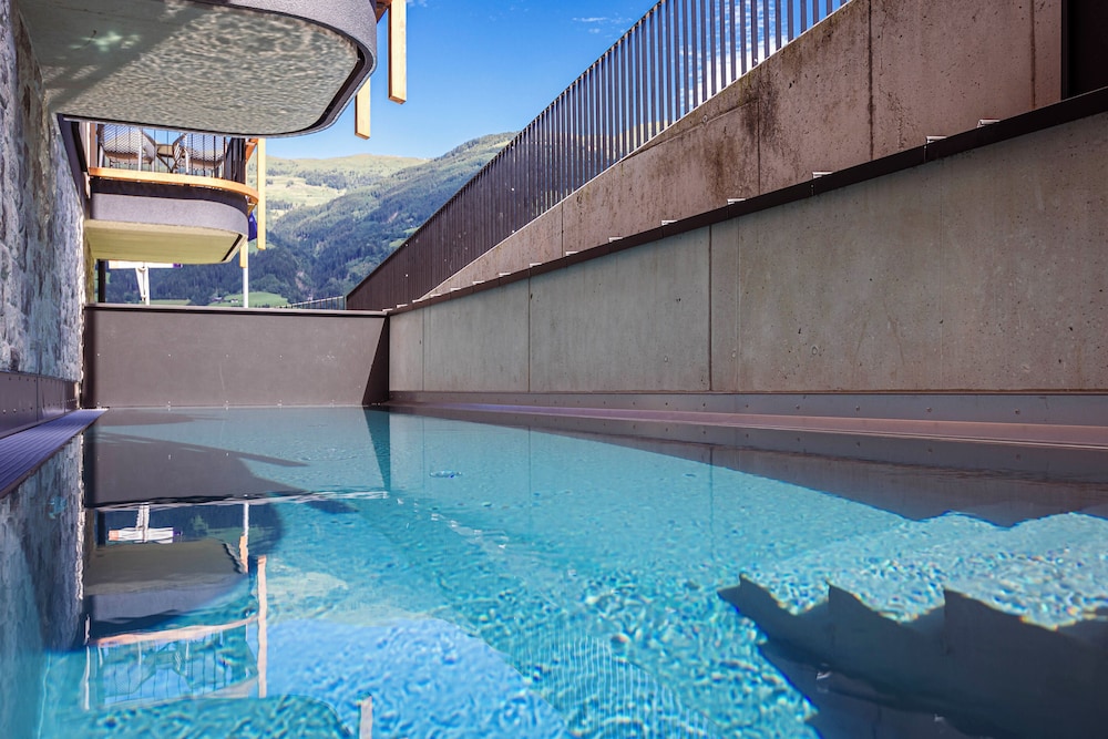 Zillertal Suites Fügen by ALPS RESORTS