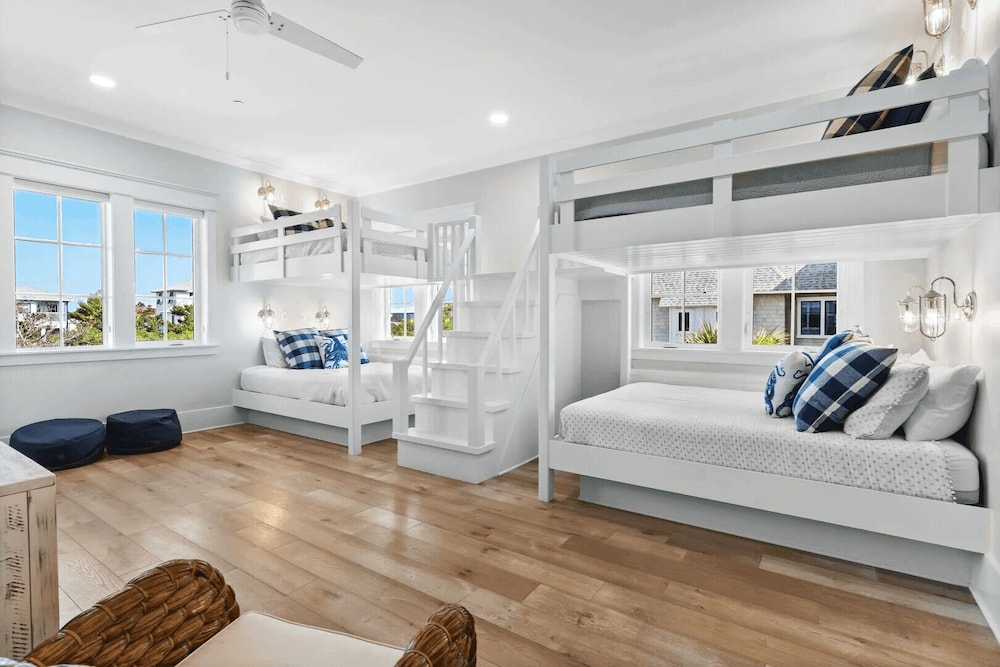Endless Summer by Avantstay Oceanview, Private Pool, Golf Cart