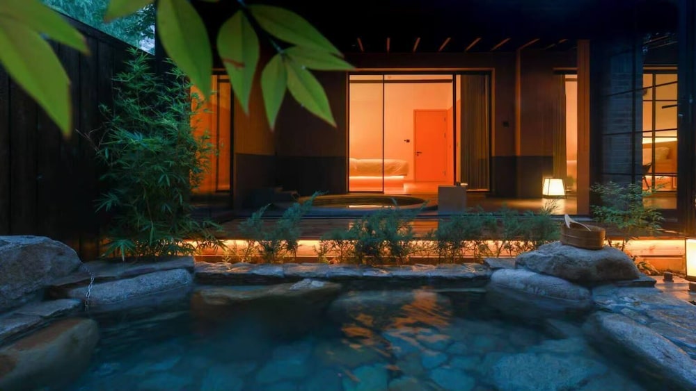 Beijing Aqua City YiPiao Hot Spring Resort